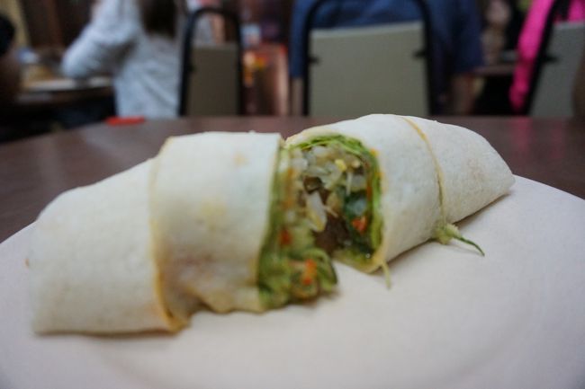 さっぱり、でもちょっと辛いお野菜巻き。