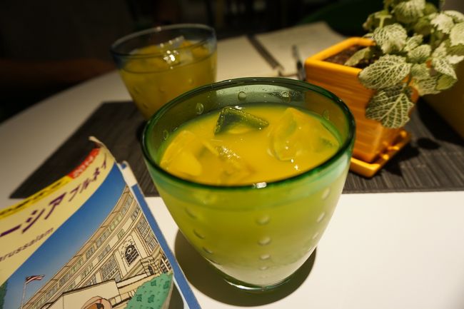 IBISに戻って、ウェルカムドリンクを。