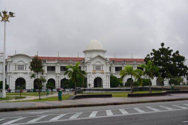 イポー鉄道駅。