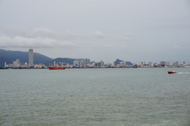 ペナン島側が見えてきました。<br /><br />ここでマラッカ＆イポー編を終わります。よければ、ペナン編もご覧ください!!!