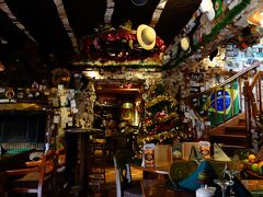 昼食のために入ったお店は、INDIO Feliz