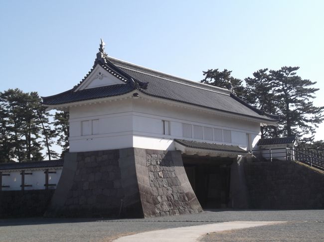 ここは外から観るだけ。<br /><br />