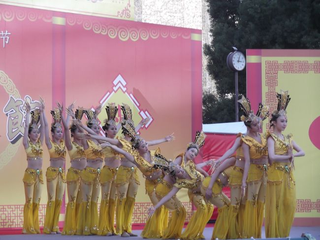 手の動きがきれい。<br /><br />