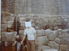 タンボ・マチャイ（聖なる泉）（どこから流れてくるか判らないそうです。）