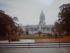 ５月広場と大聖堂（カテドラル・メトロポリターナ）