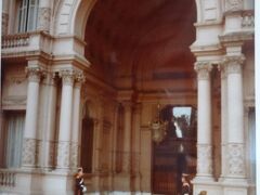 大統領府（カサ・ロサーダ）