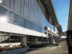 １時間のフライトを終え 宮城・仙台空港に到着