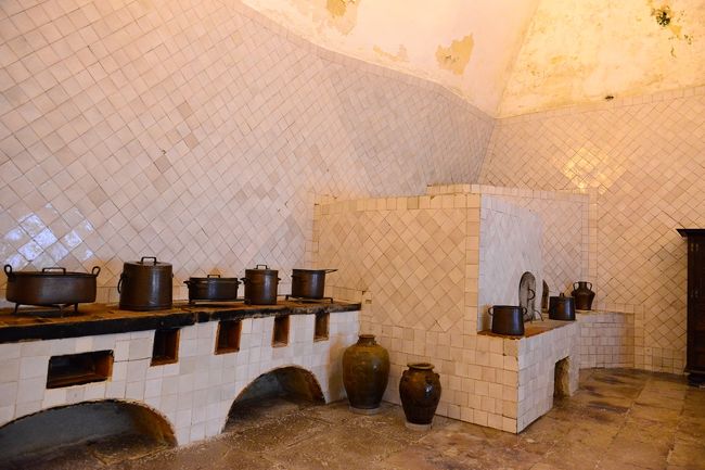 台所<br />かまどなど