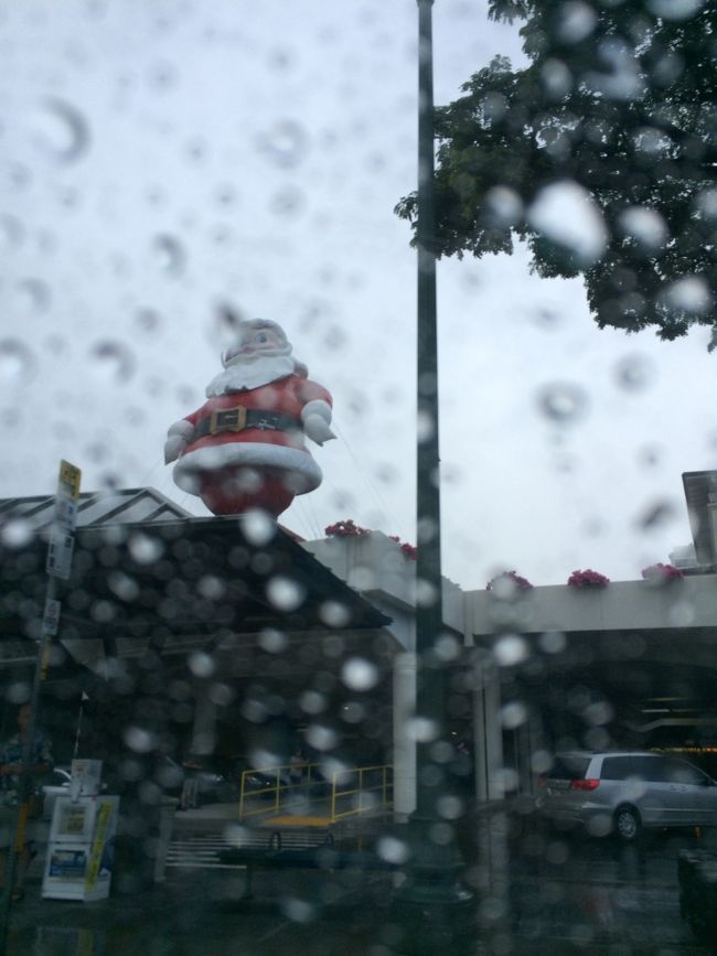 アラモアナを通り越して、、