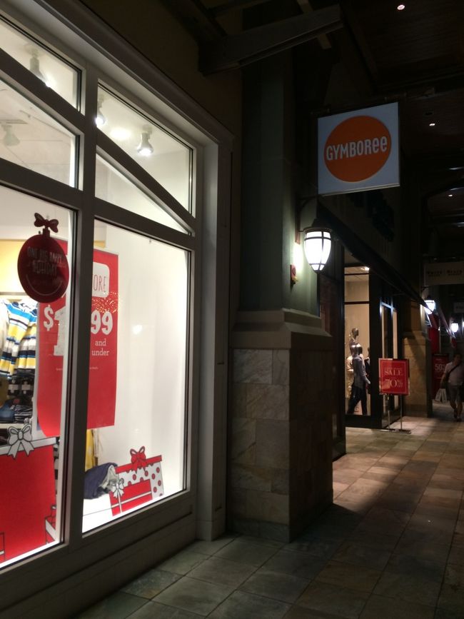 娘が赤ちゃんの頃から大好きなGYMBORee。<br />このPOPさは小さい頃着せたら本当可愛い！！<br />パパが選んだお洋服と、娘の選んだお洋服数着購入〜。<br /><br />でも、そろそろ卒業かな〜<br />