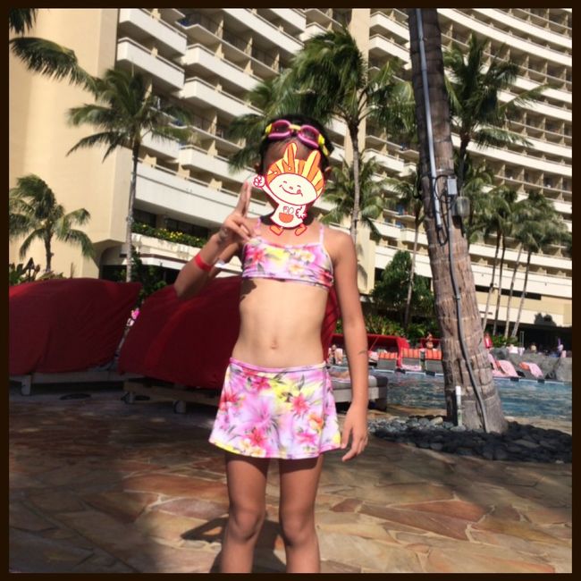 早く泳ぎたくてウズウズ。。<br /><br />大して食べずにPoolへ行ってしまいました。。