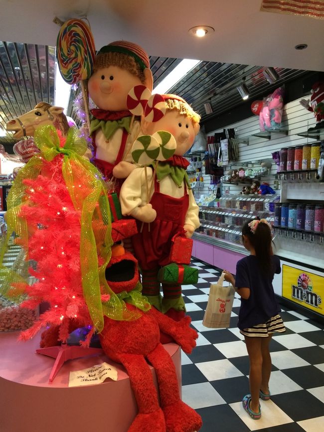 でも。。<br /><br />ホテル近くのビーチウォークにあるSHOPの方が清潔感あって可愛い為、やめときな〜と。