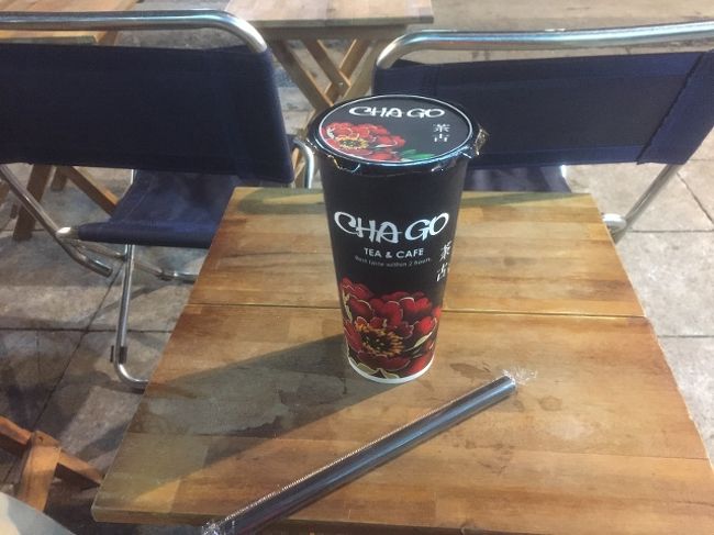 台湾カフェのようで、こちらはミルクティ。