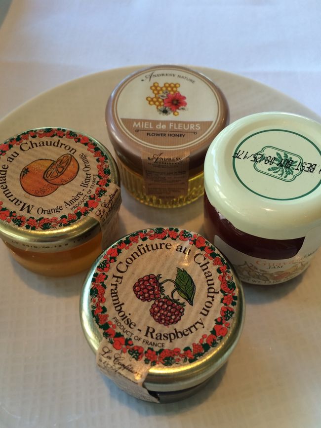 美味しそうなジャム数種類〜