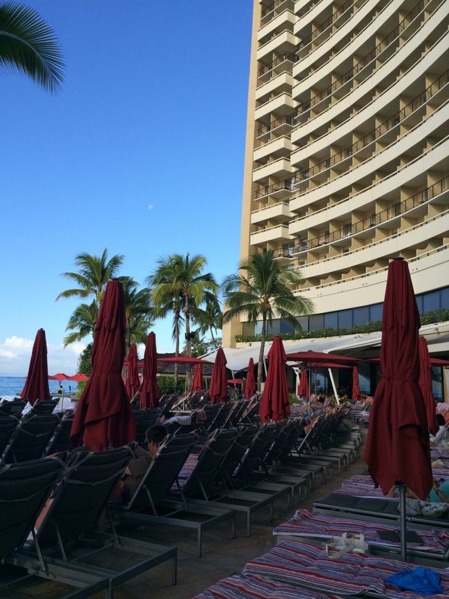 まだ娘が小さいからこのプールでのんびりする事は出来ないけど、、<br /><br />こちらもザ・ハワイ感満載でとっても好きです。<br />今回は1人でプカプカは落ちて恥ずかしいのでやめました。笑