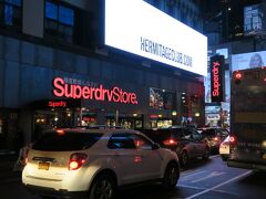 SuperdryStoreのタイムズスクエア店