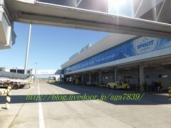 新カガヤン・デ・オロ空港　7年前に利用した空港とは　違う場所にあります
新しい空港名が？・・・・・ズームで撮ればよかった・・・・（泣
