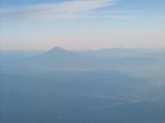 色々してると富士山が見えてきました。