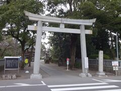 ２日目。
この日、最初に訪れたのは「御穂神社」。
何気にここも、世界遺産・三保松原の範囲に含まれているのだとか。
