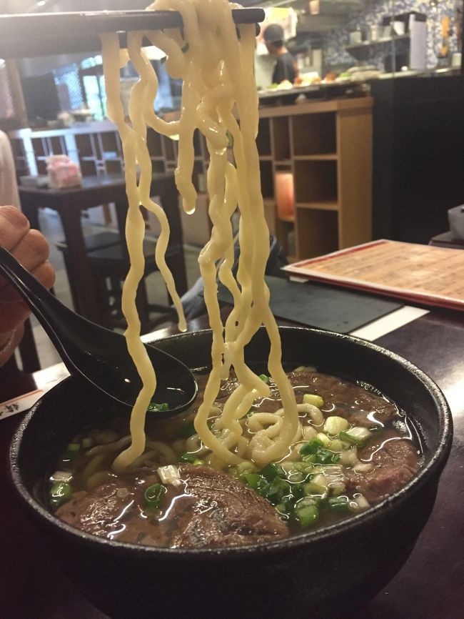 麺はふと麺ですね