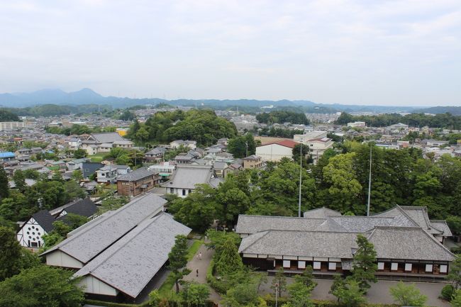 天守から見た二の丸御殿。