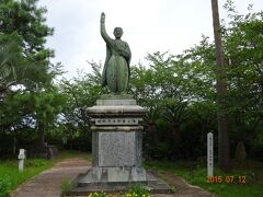 天草四郎の銅像。