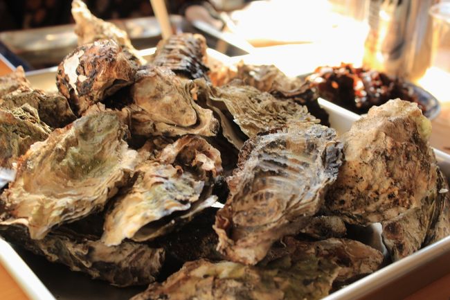 テーブルにど〜〜んと。<br /><br />さぁ〜争奪戦です(^^ゞ