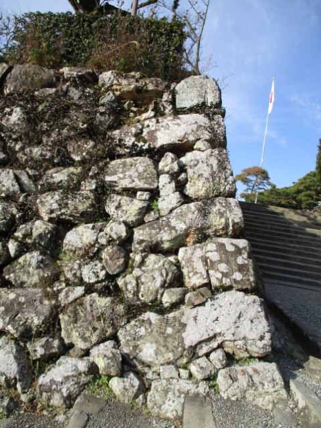 野面になるのかな　ごろごろ系石垣