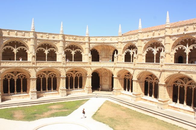 二階に上がってきました。