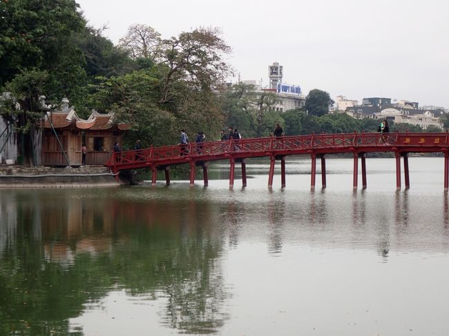 棲旭橋を違う角度から撮影した。