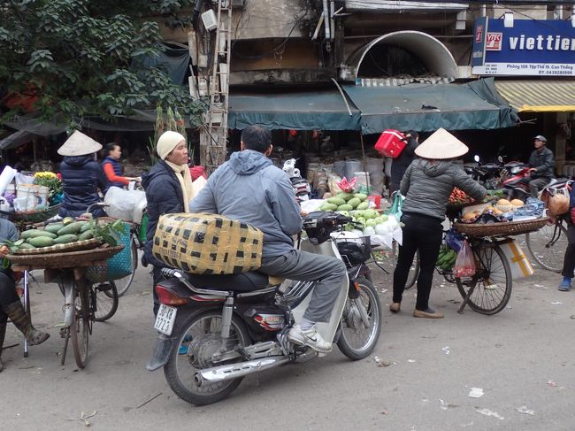 ノンを被って商売商売。