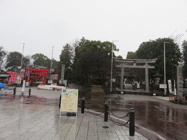 神社が隣り合わせ。<br /><br />「三光稲荷神社」（赤い方）<br />「針綱神社」