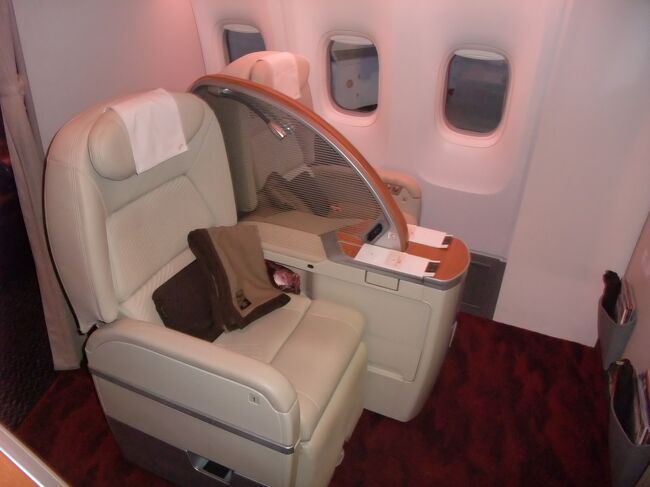 JL102 B767-300ER 伊丹ー羽田 JAL国内線ファーストクラス搭乗記 JL102 B767-300ER 伊丹ー羽田 JAL国内線ファーストクラス搭乗記