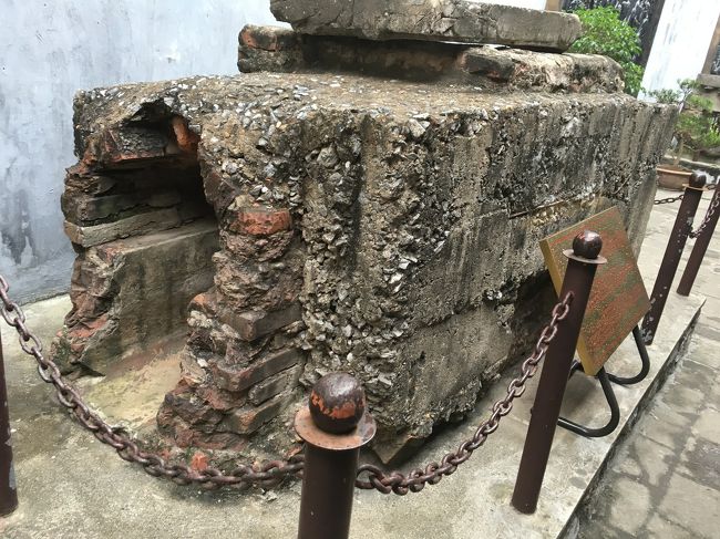 この下水を通って脱出に成功した革命軍がいたとか