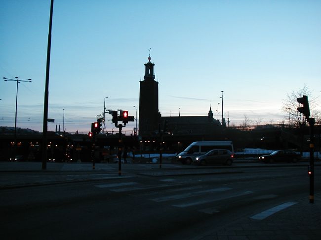 夕闇迫る１７時過ぎ、ストックホルムに到着。<br /><br />