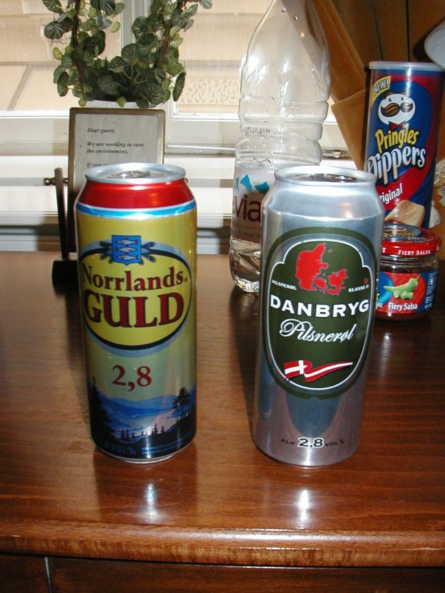 近くのコンビニで購入したデンマークビール。