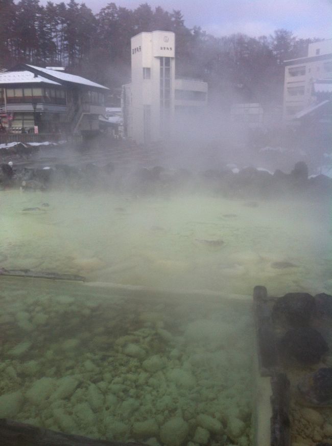 湯畑は、硫黄の香りが舞い上がり、草津に来たぞっ！と、実感させてくれます。