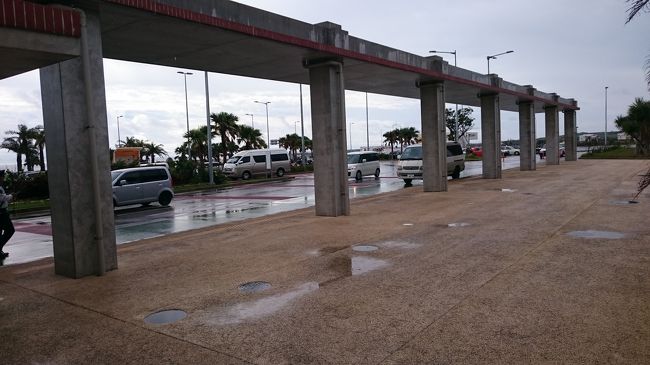 石垣は雨です。<br />島の雨は、都内とは違い、なんか大粒で荒々しい感じがしました。