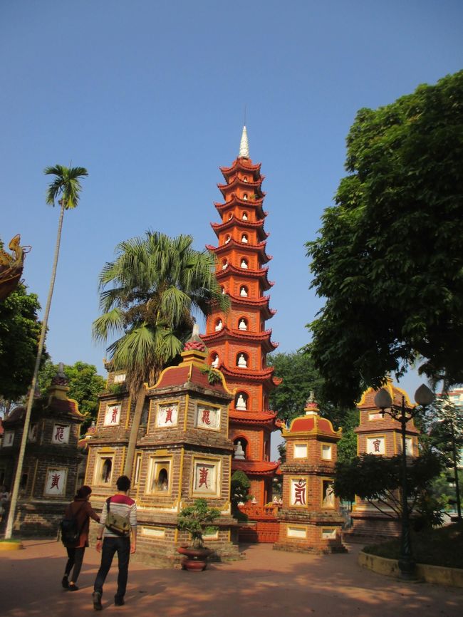 ホンノンボよりこの仏塔の方が有名な様だが。