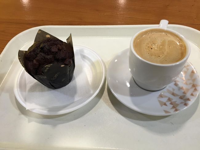 さあ、翌朝日本に向けて出発です。<br />やっぱりコーヒー美味しいなあ。