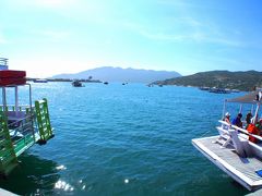 まず目指すは、あの先に見える島です。