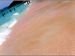 【リオでアイランドホッピング】

見てくださいなこの綺麗な浜辺。