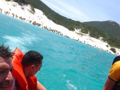 【リオでアイランドホッピング】

大きな方の船に戻ります。