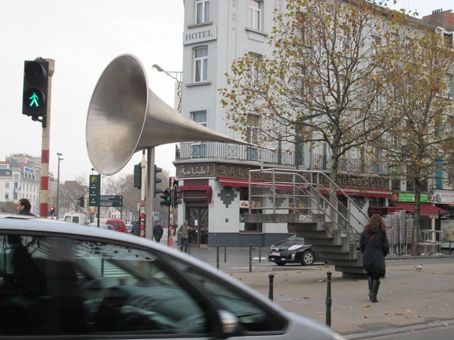 そしてこっちには巨大ラッパ！？<br />