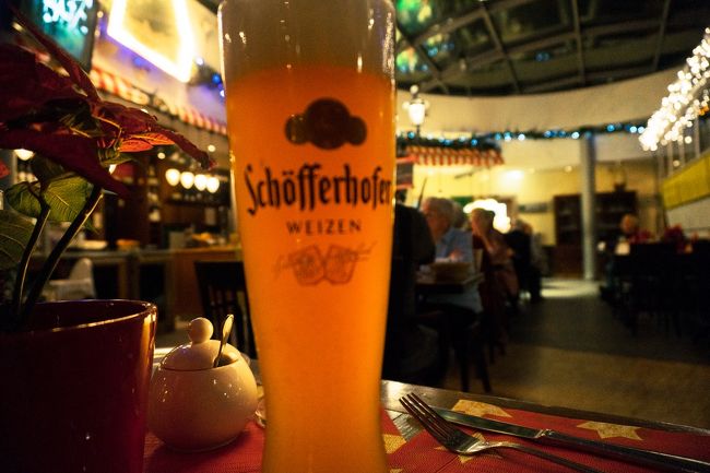 Dresden 1900というお店でビール。ブァイツェンタイプ。<br />