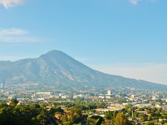 エルサルバドル火山 (エル ボケロン国立公園)