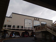 日曜日のお昼過ぎ、倉敷駅をスタートします。ちょっと天気がどんよりぎみですね…。