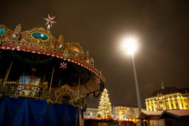 誰もおりません。。。（次の日には撤去作業が始まってました）