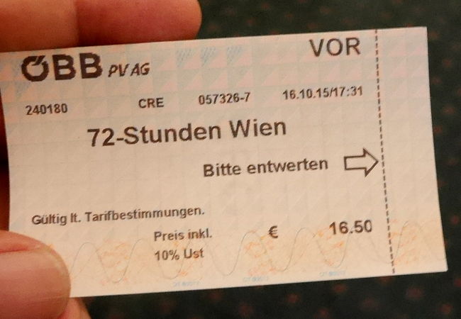 ホテルの中については後で期すことにして，全員分の72時間パスを買ってくる　16.5ユーロに上がっていた