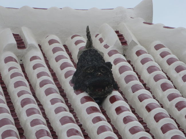 ひとつひとつ違う表情のシーサーです。